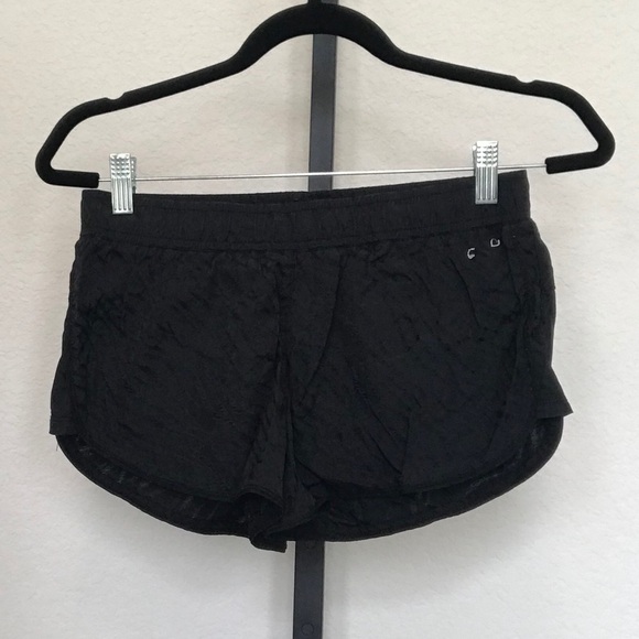 Lorna Jane Textured Black Running Shorts - Picture 1 of 5